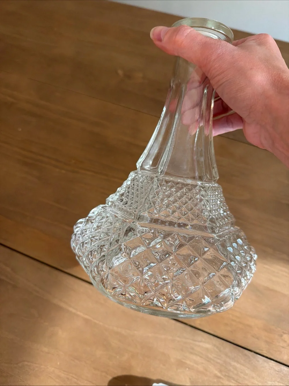 Vintage Clear Cut Glass Decanter with Stopper - Elegant Tabletop Carafe